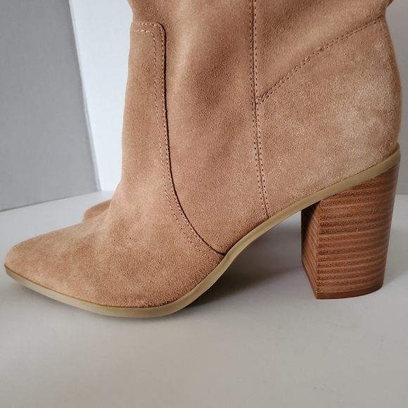 BCBGeneration Jayda Suede Bootie Size 10 - Picture 2 of 4